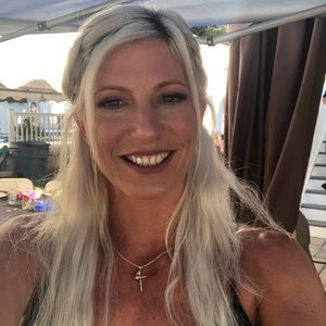 Meet your Posher, Chrissy
